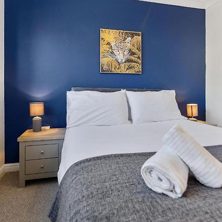 4Br Townhouse Wbalcony Free Parking Fast Wi-Fi NWI Exterior foto